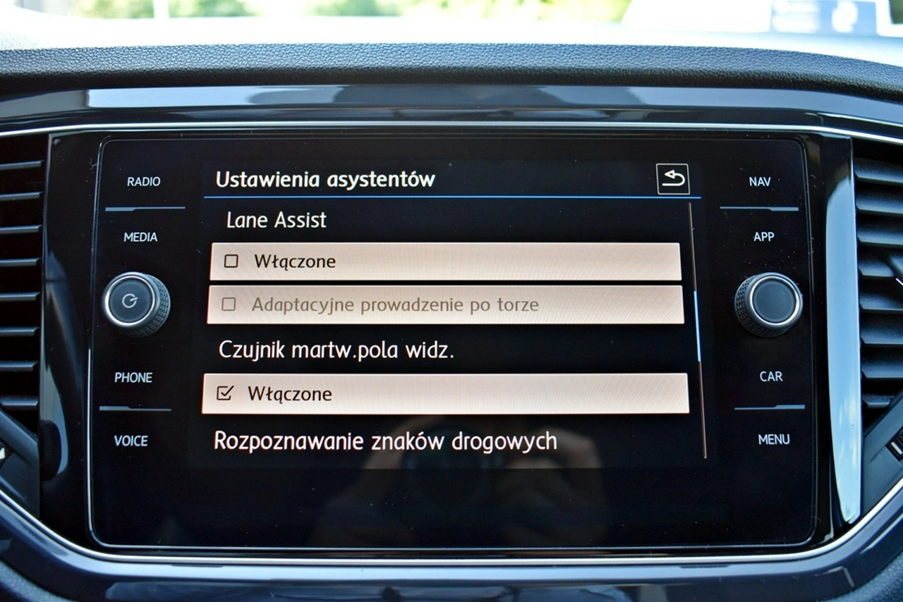 Volkswagen T-Roc - Zdjęcie 22