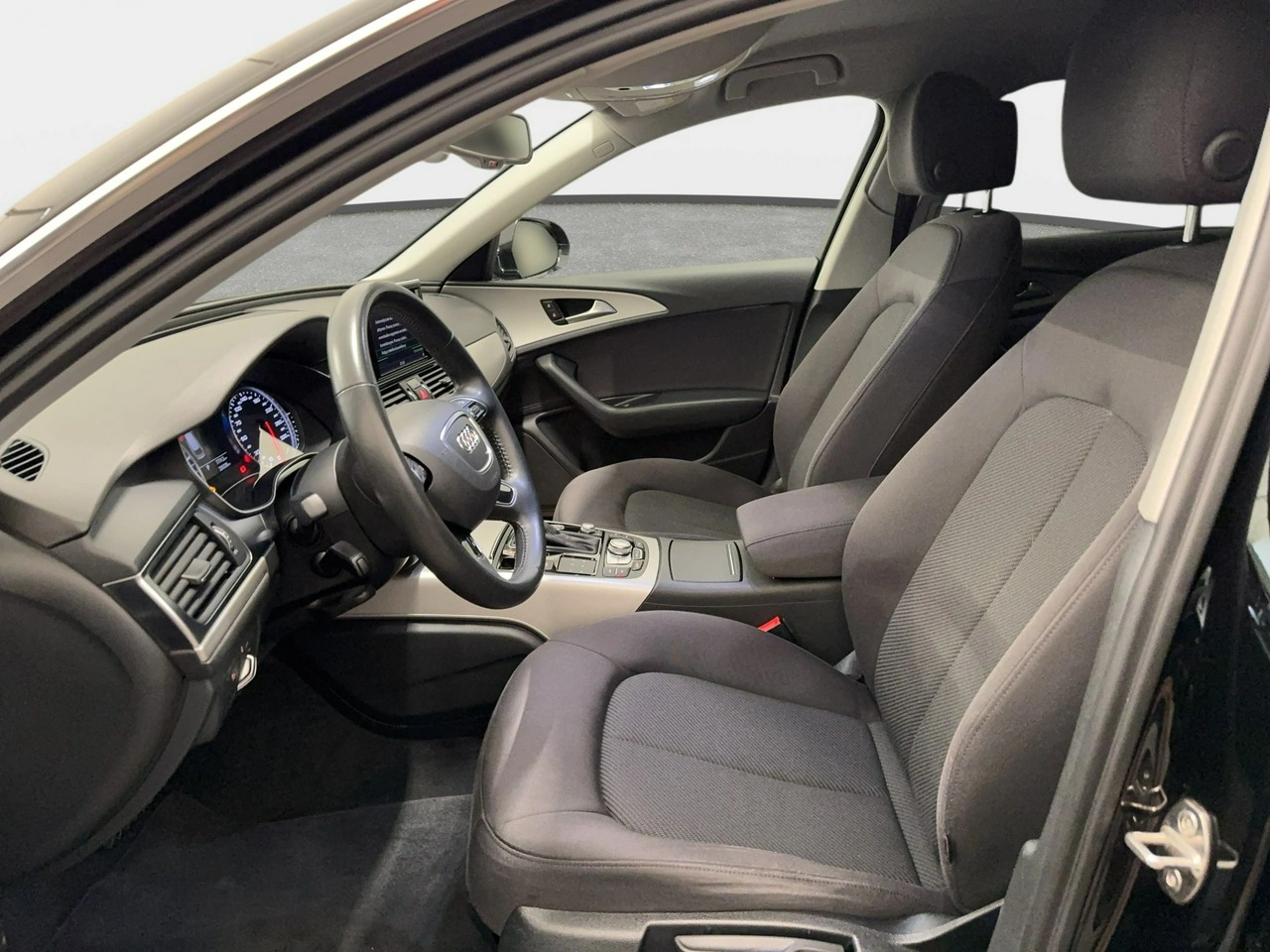 Audi A6 - Zdjęcie 11