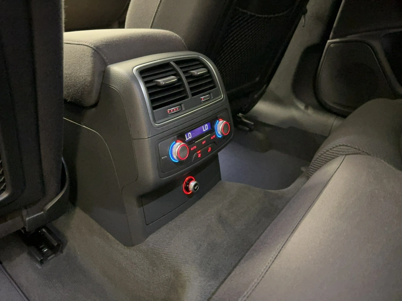Audi A6 - Zdjęcie 13