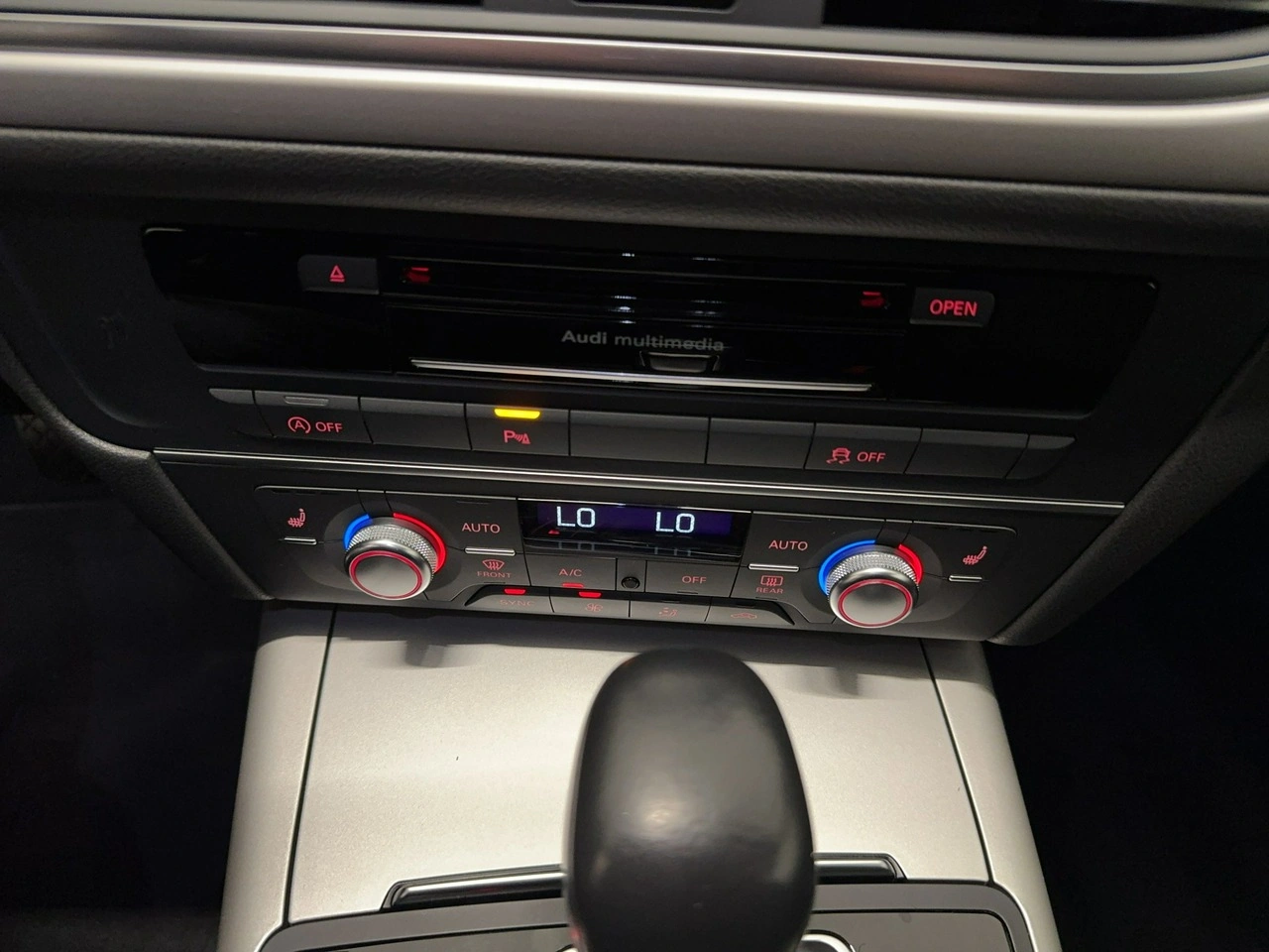 Audi A6 - Zdjęcie 27