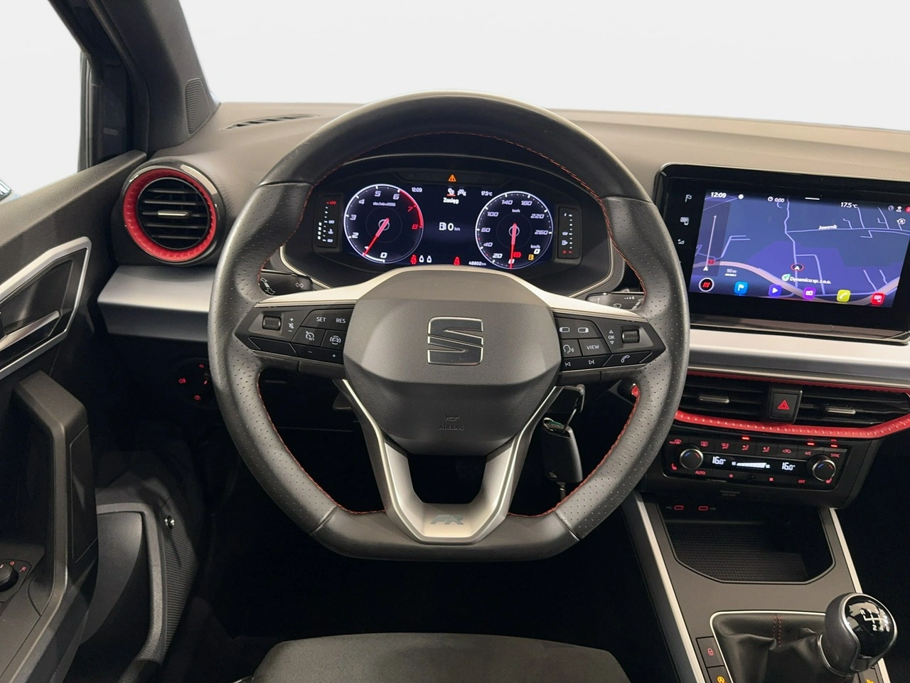 Seat Arona - Zdjęcie 13