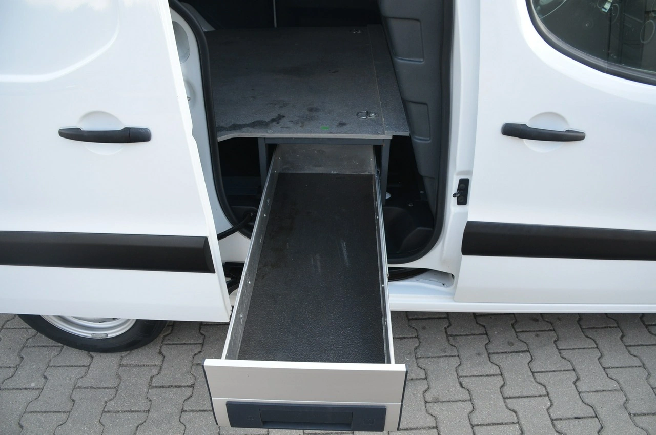 Peugeot Partner - Zdjęcie 14