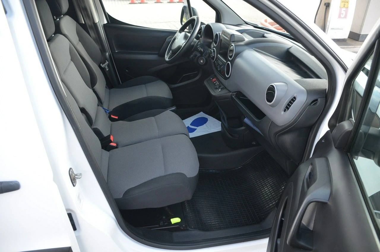 Peugeot Partner - Zdjęcie 15