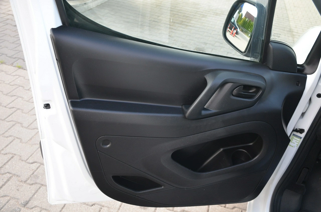 Peugeot Partner - Zdjęcie 18