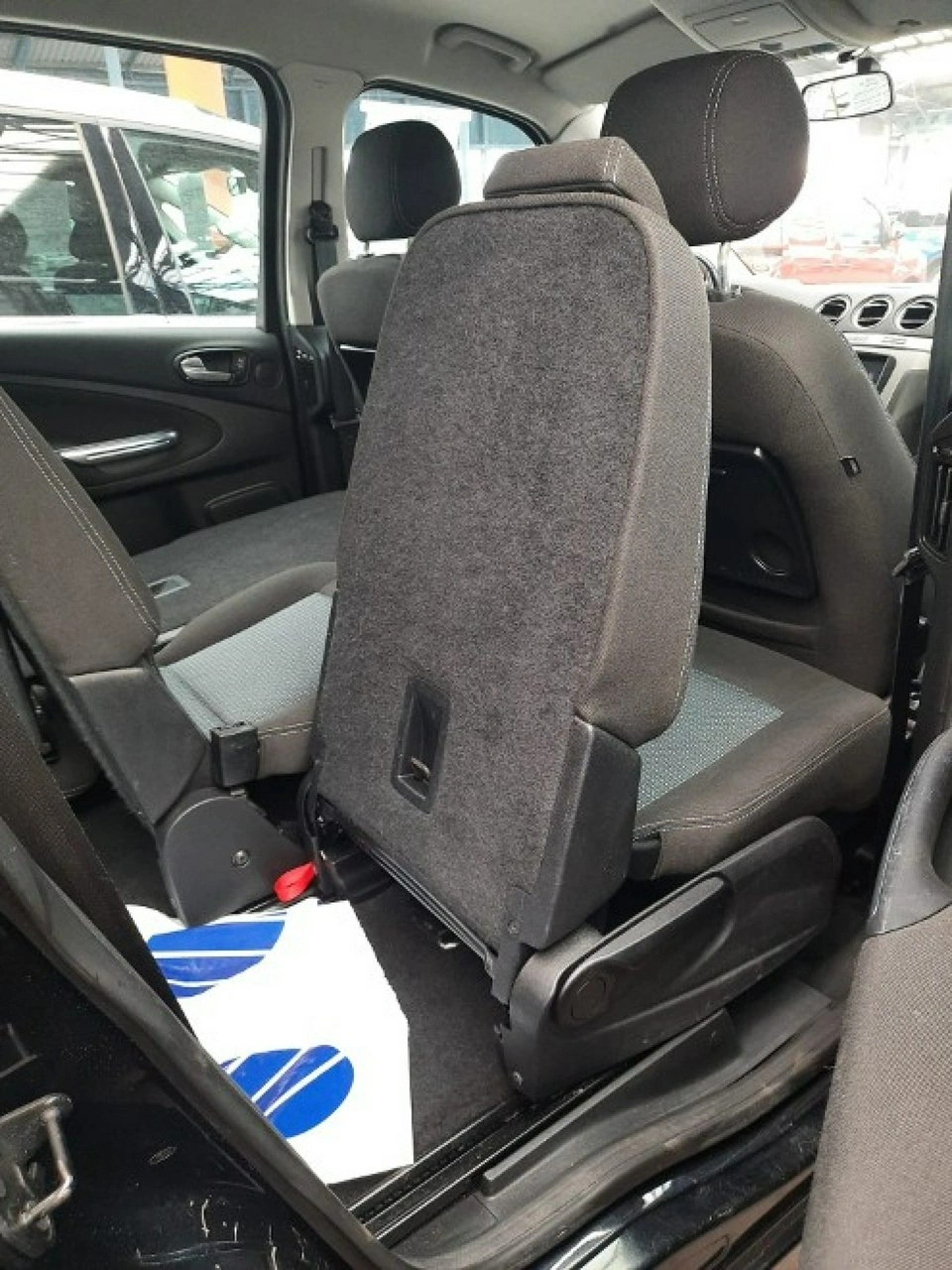 Ford Galaxy - Zdjęcie 15