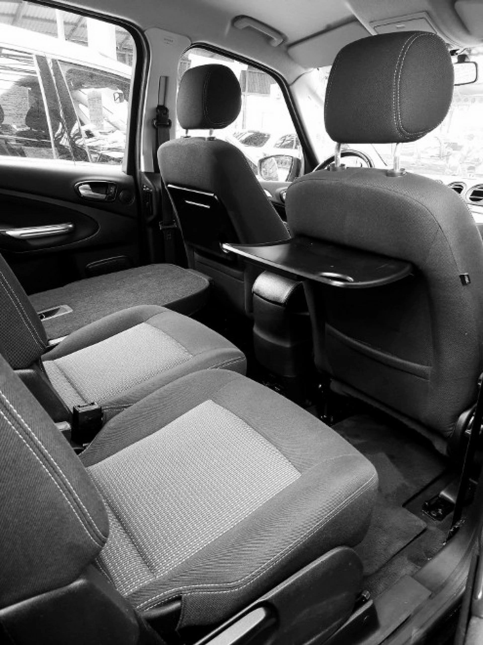 Ford Galaxy - Zdjęcie 18