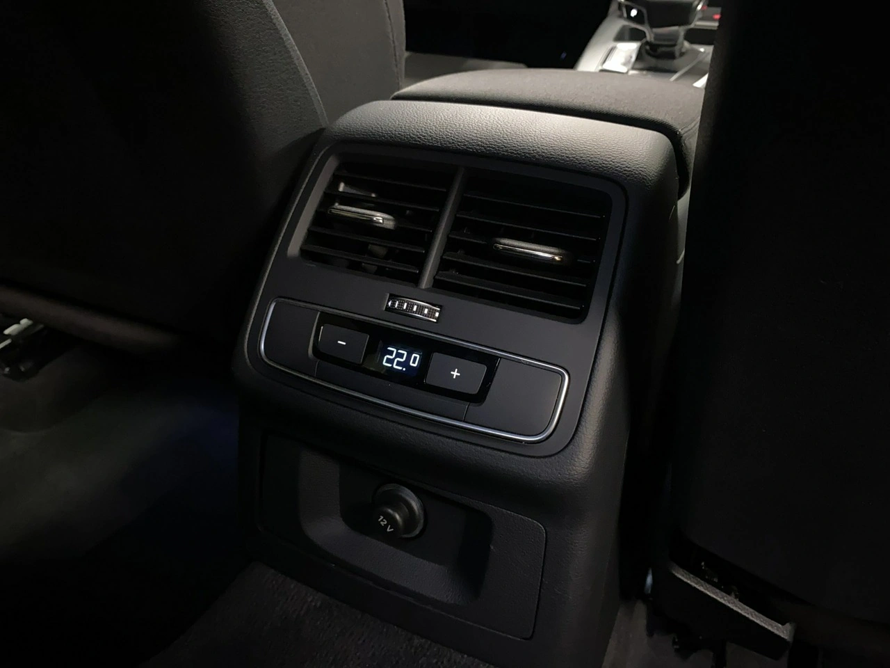 Audi A4 - Zdjęcie 15