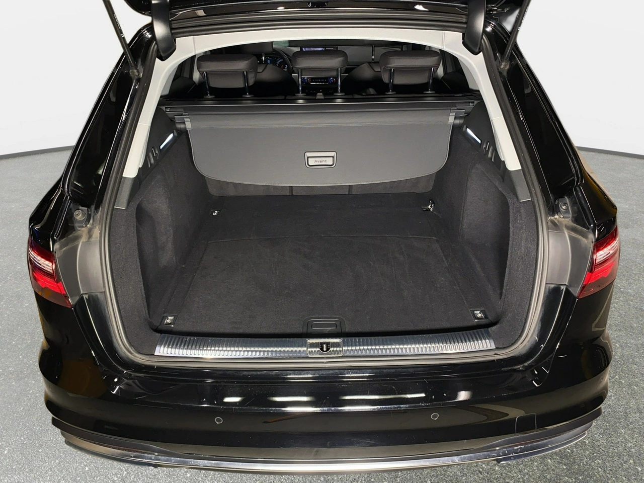 Audi A4 - Zdjęcie 16
