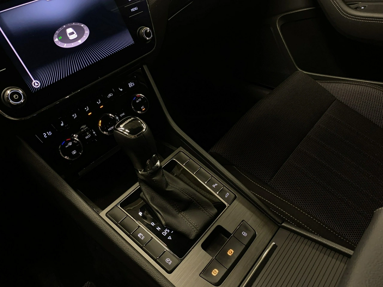 Skoda Superb - Zdjęcie 33
