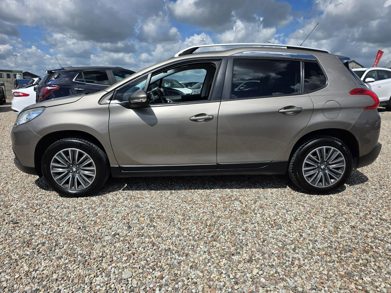 Peugeot 2008 - Zdjęcie 10