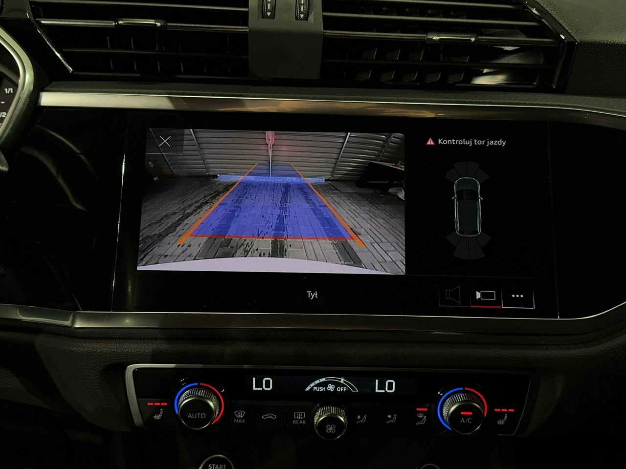 Audi Q3 - Zdjęcie 22