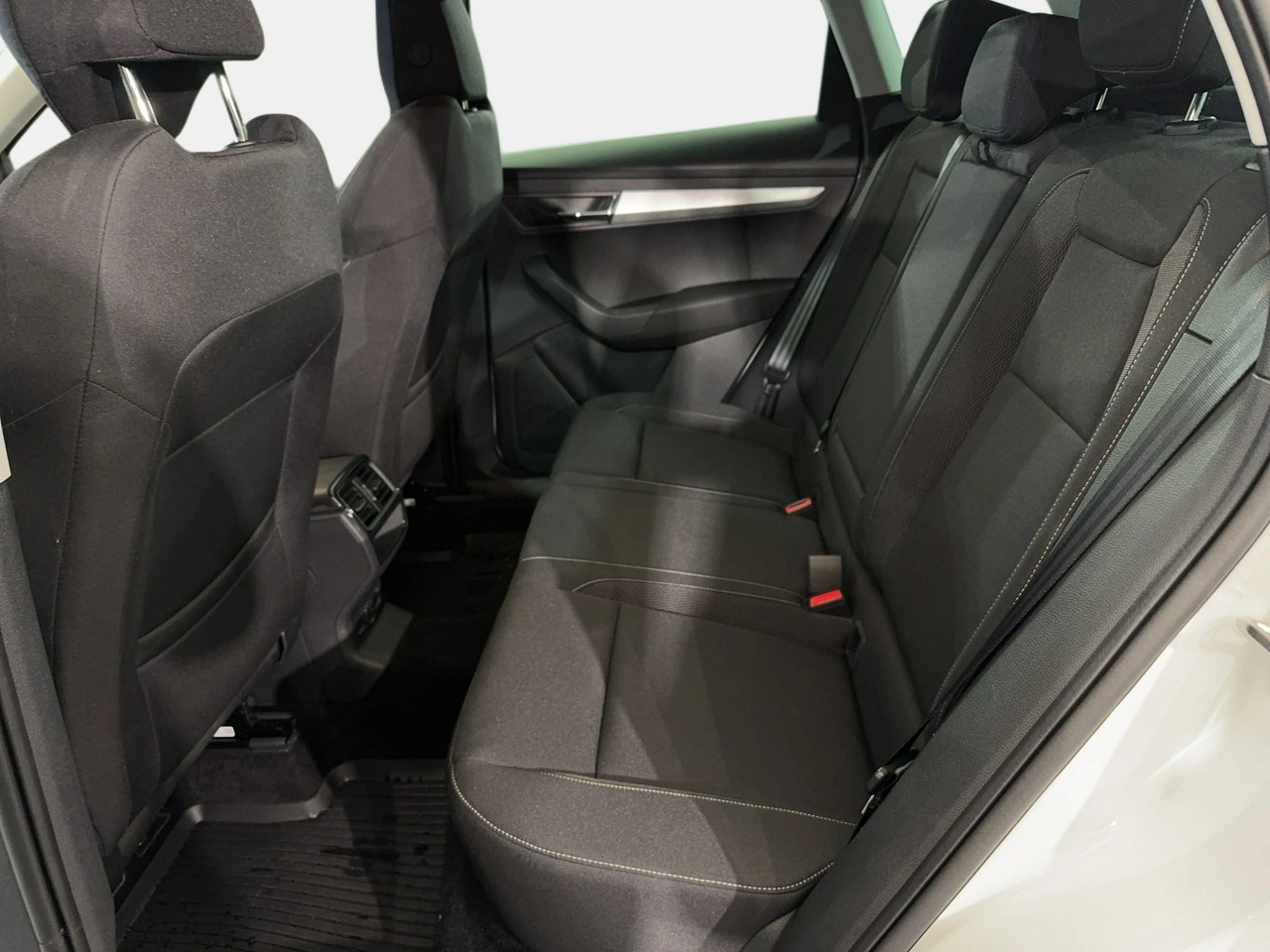 Skoda Karoq - Zdjęcie 12