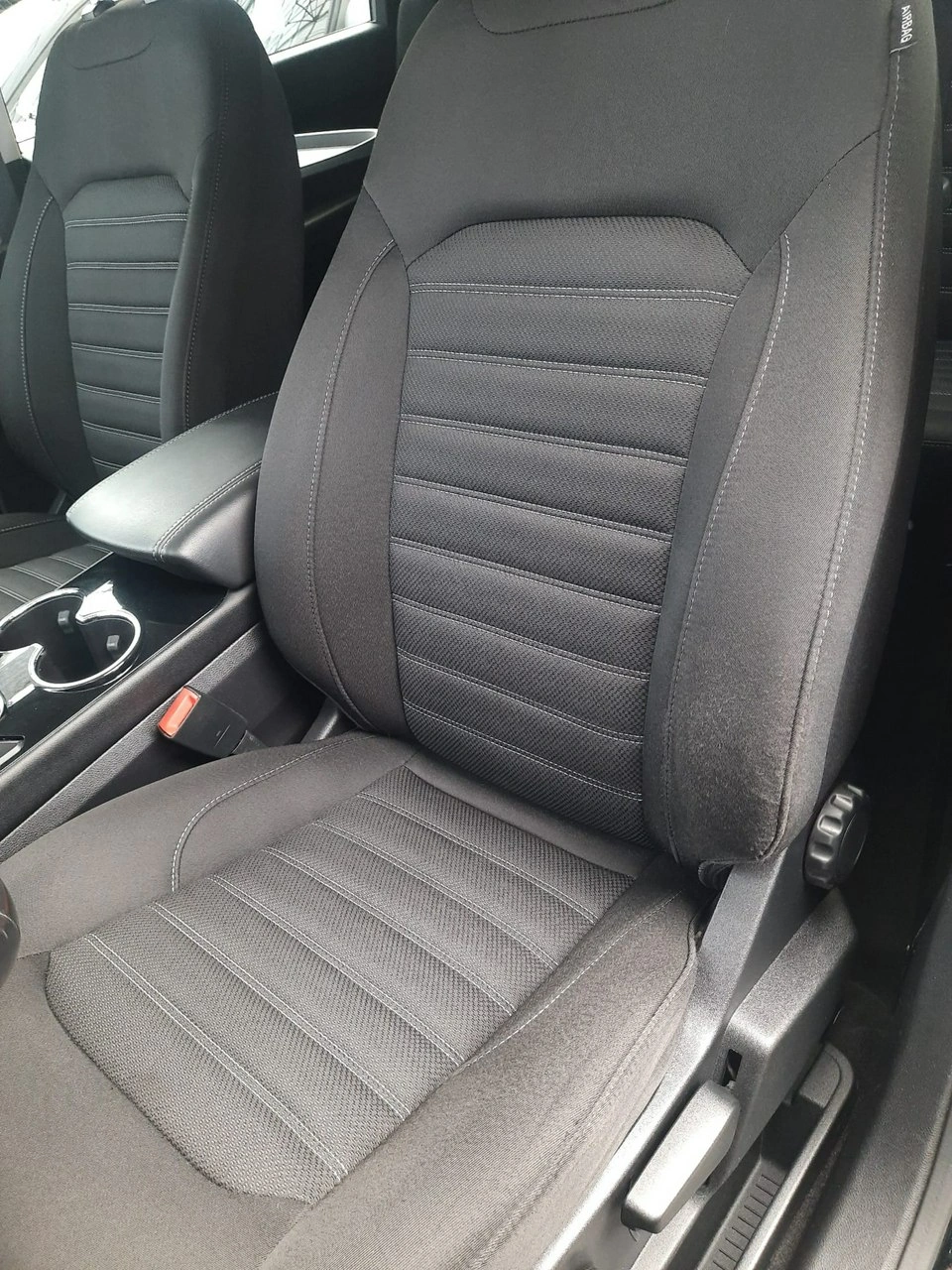 Ford Galaxy - Zdjęcie 24