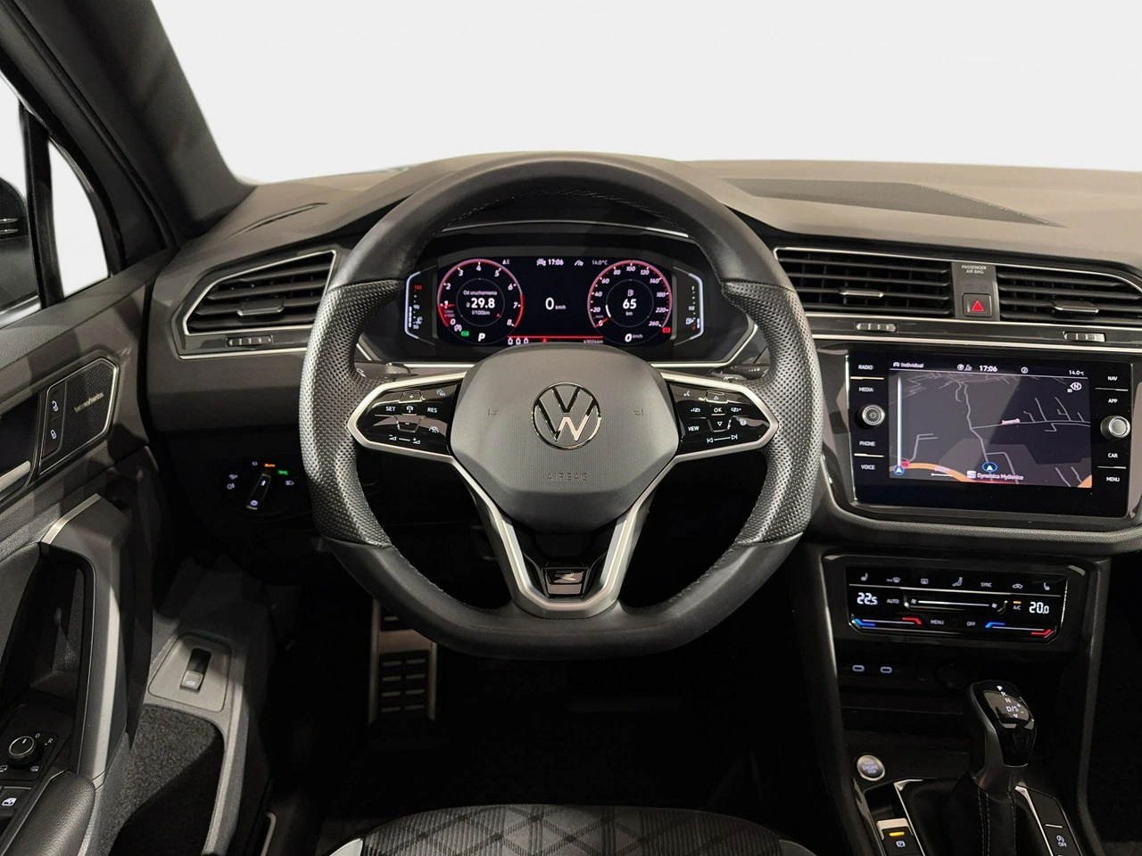 Volkswagen Tiguan - Zdjęcie 18