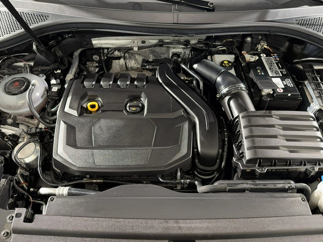 Volkswagen Tiguan - Zdjęcie 36