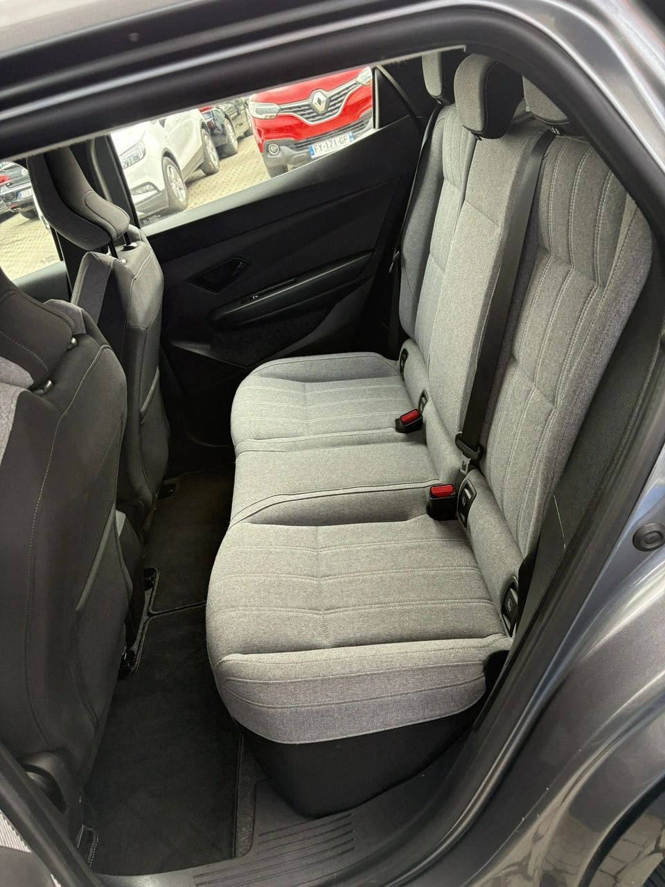 Renault Megane - Zdjęcie 16