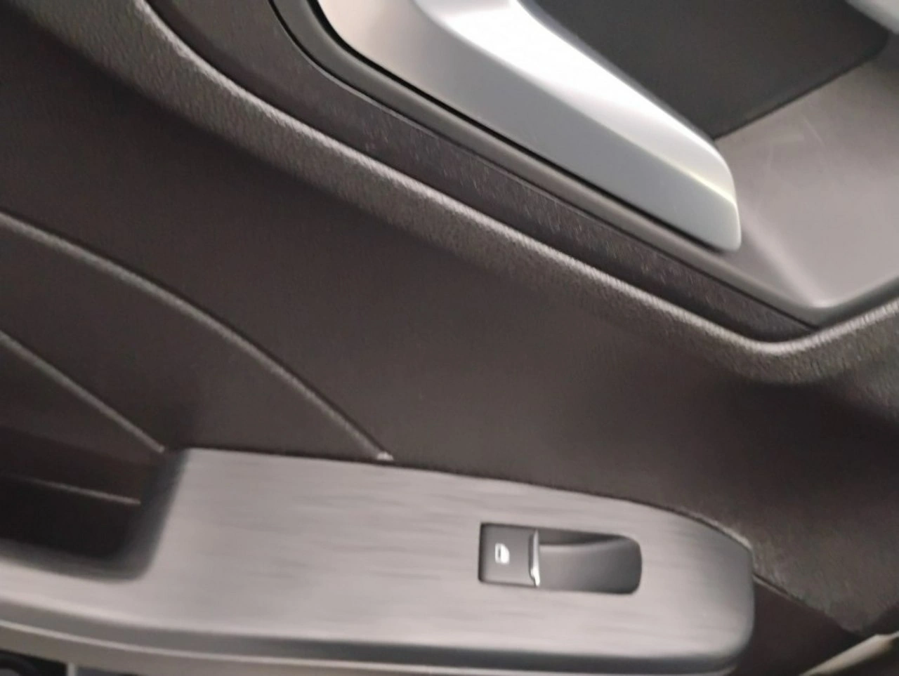 Ford Kuga - Zdjęcie 22