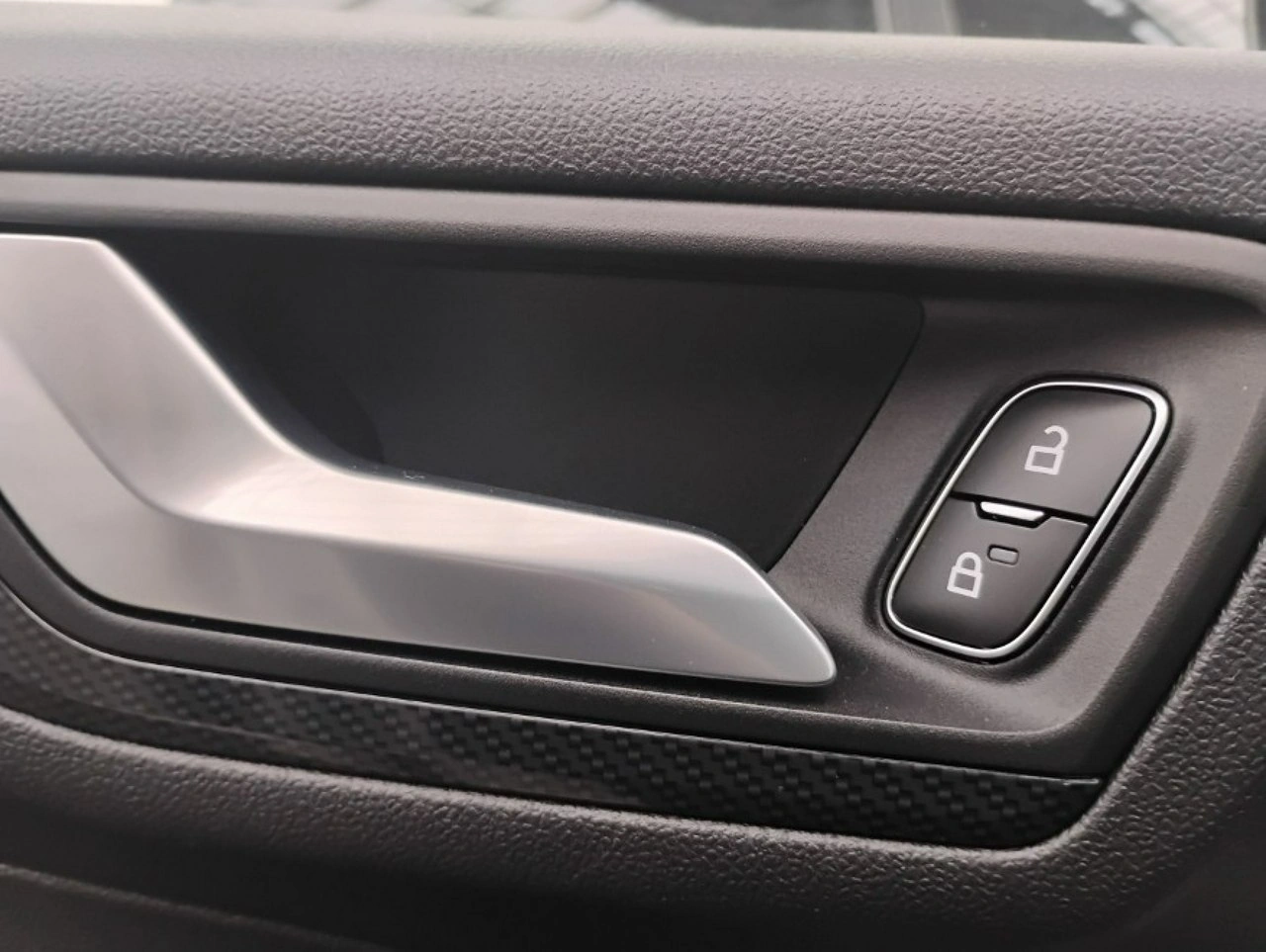 Ford Kuga - Zdjęcie 11