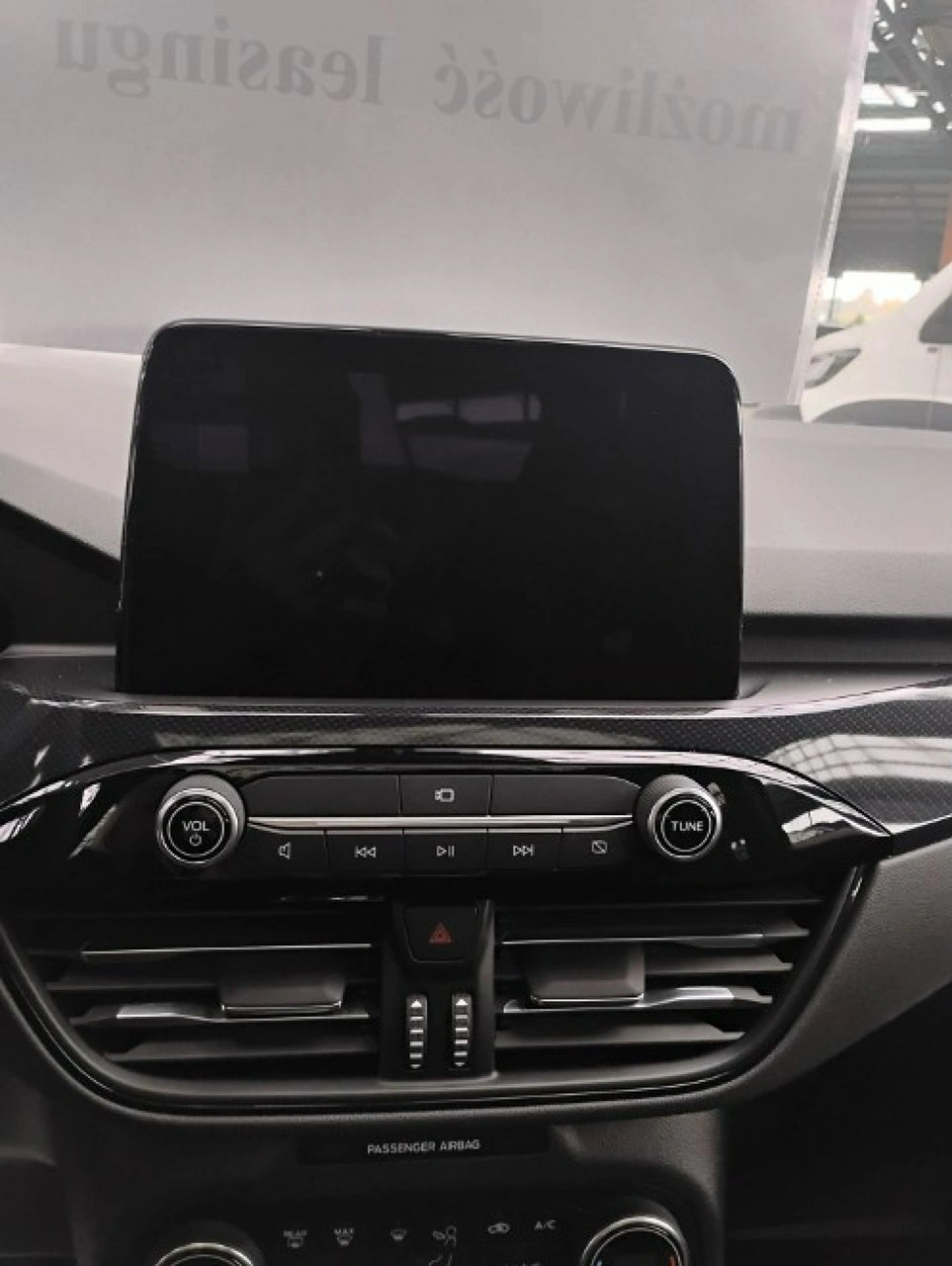 Ford Kuga - Zdjęcie 14