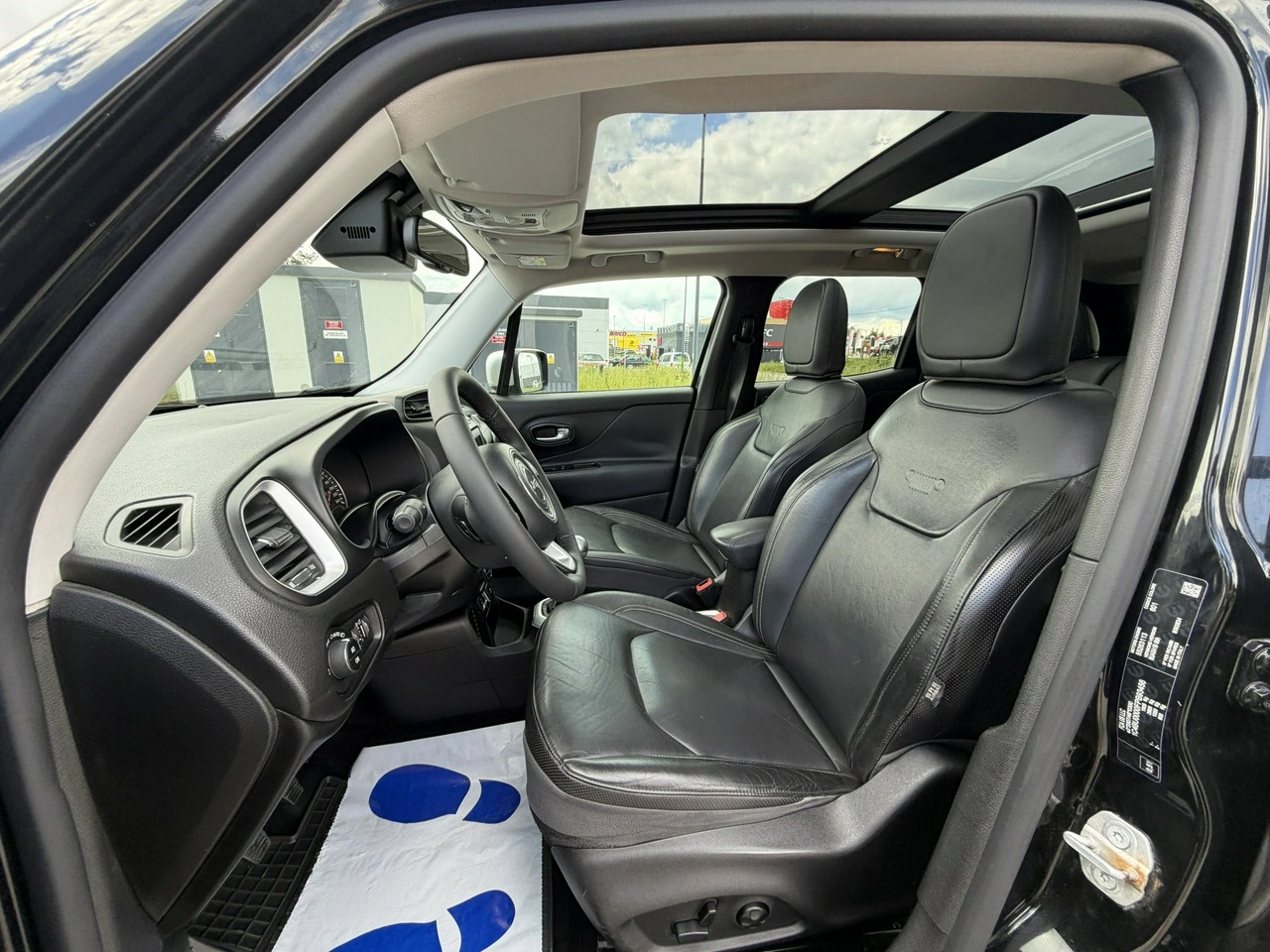 Jeep Renegade - Zdjęcie 18