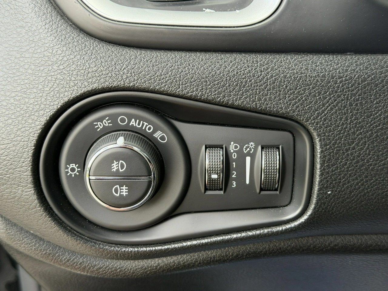 Jeep Renegade - Zdjęcie 16
