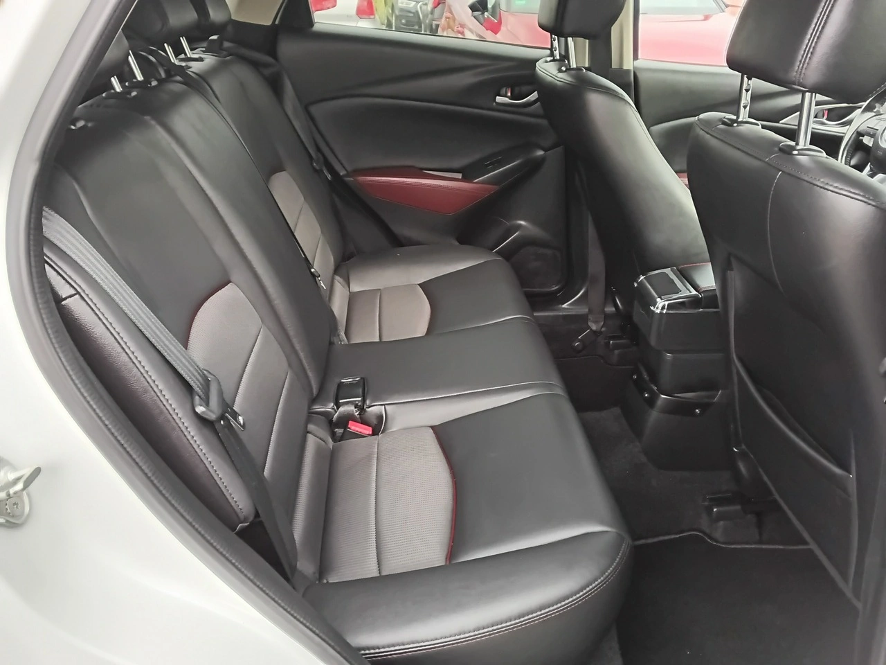 Mazda CX-3 - Zdjęcie 12