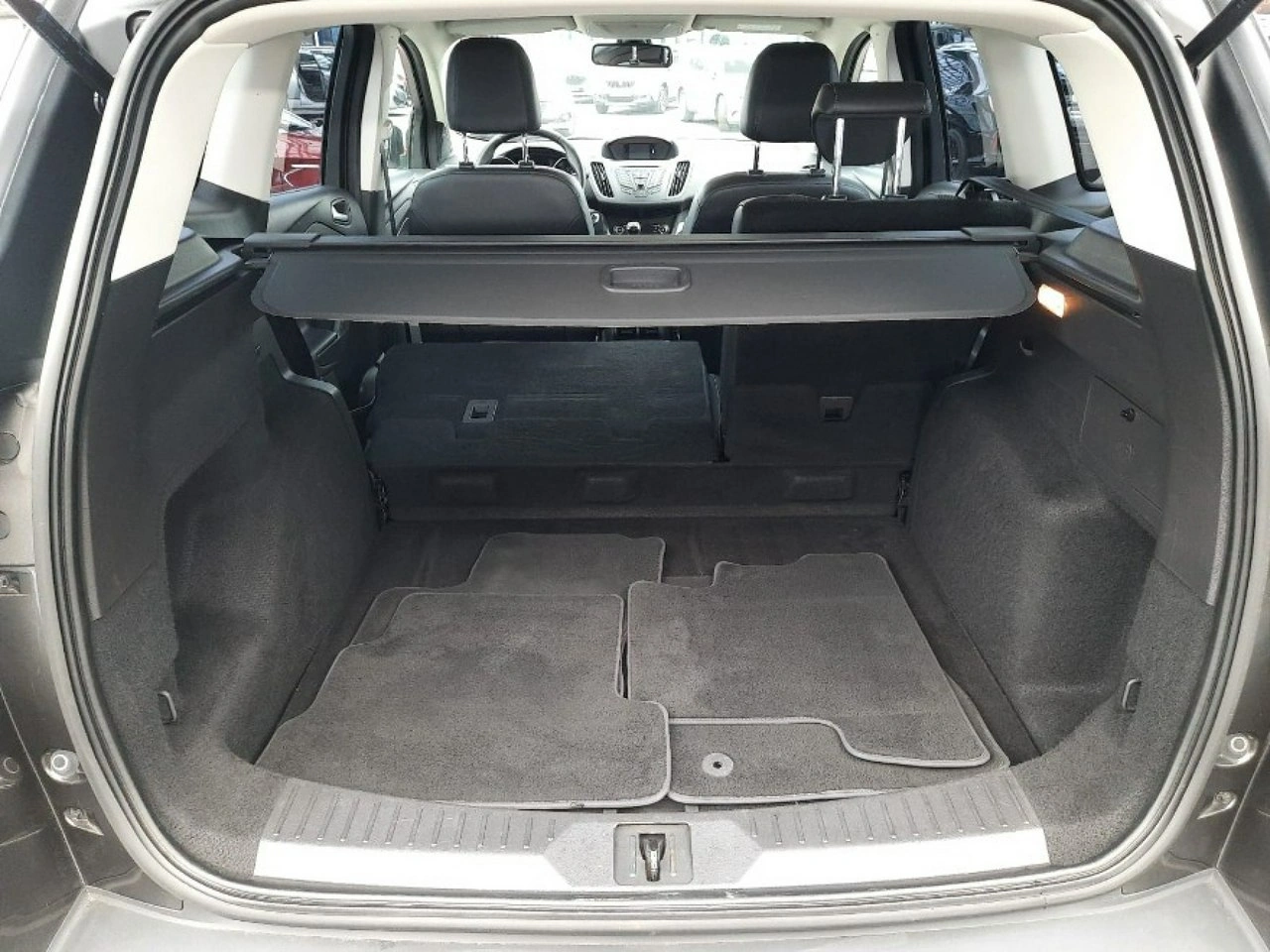 Ford Kuga - Zdjęcie 19