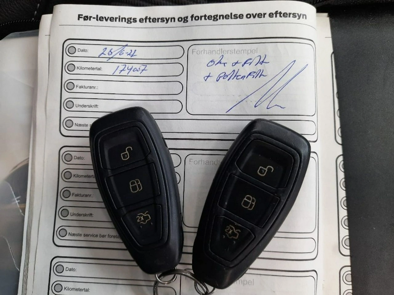 Ford Kuga - Zdjęcie 22