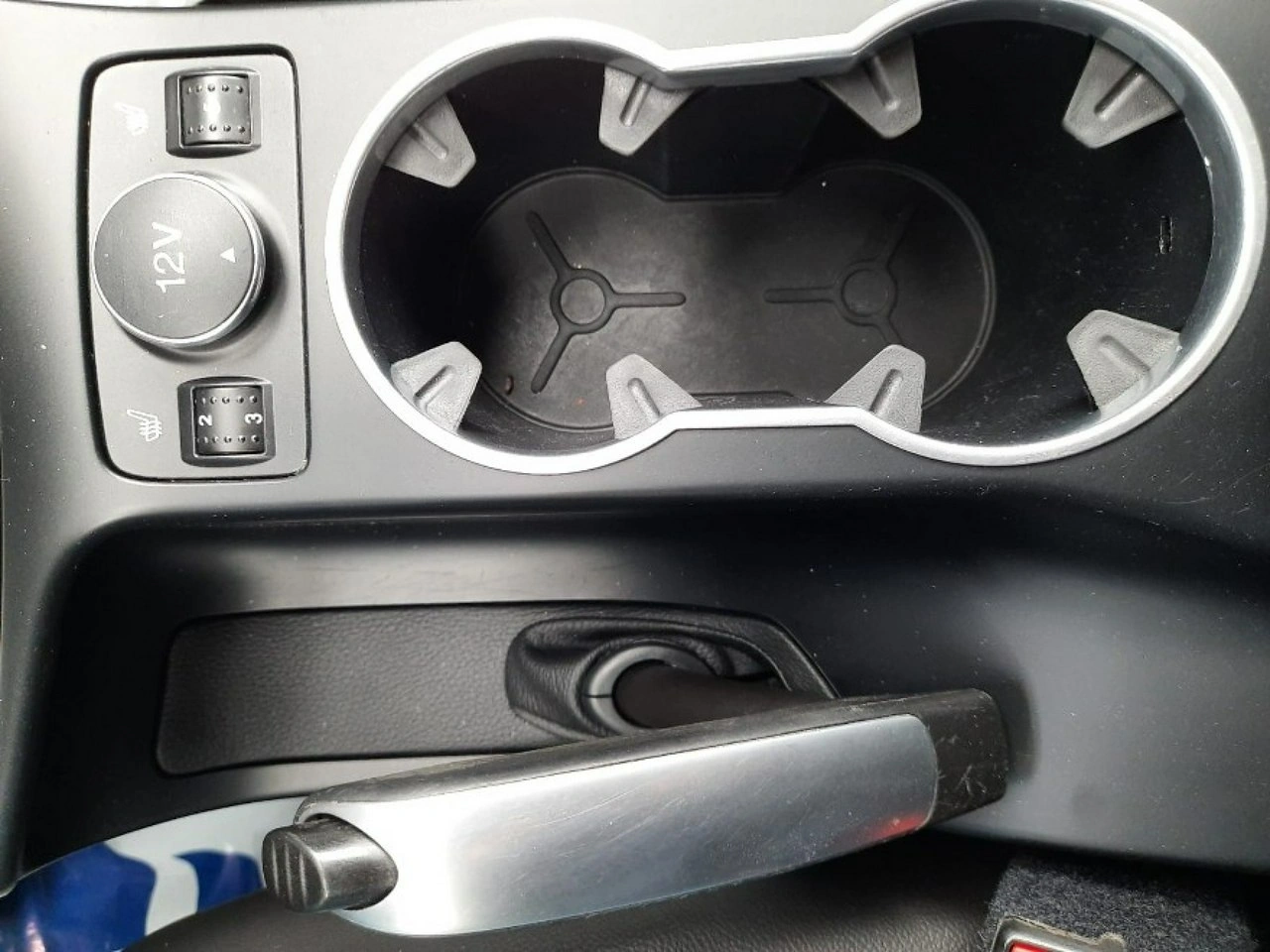 Ford Kuga - Zdjęcie 11