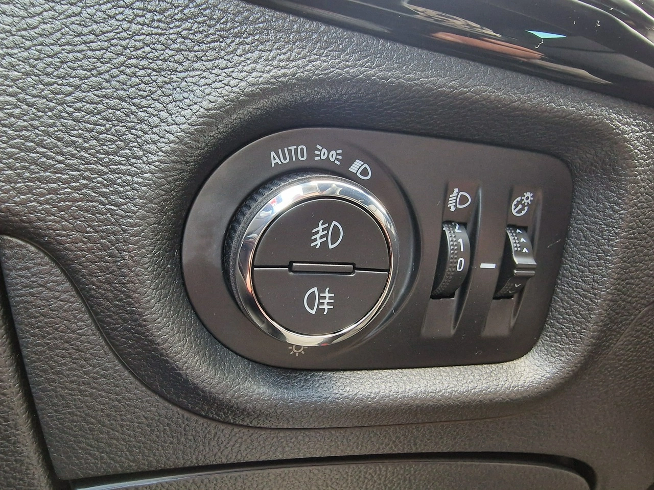 Opel Astra - Zdjęcie 33