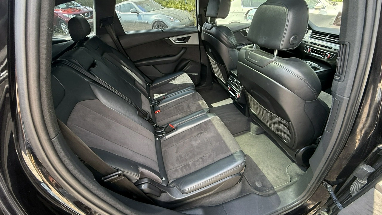 Audi Q7 - Zdjęcie 17