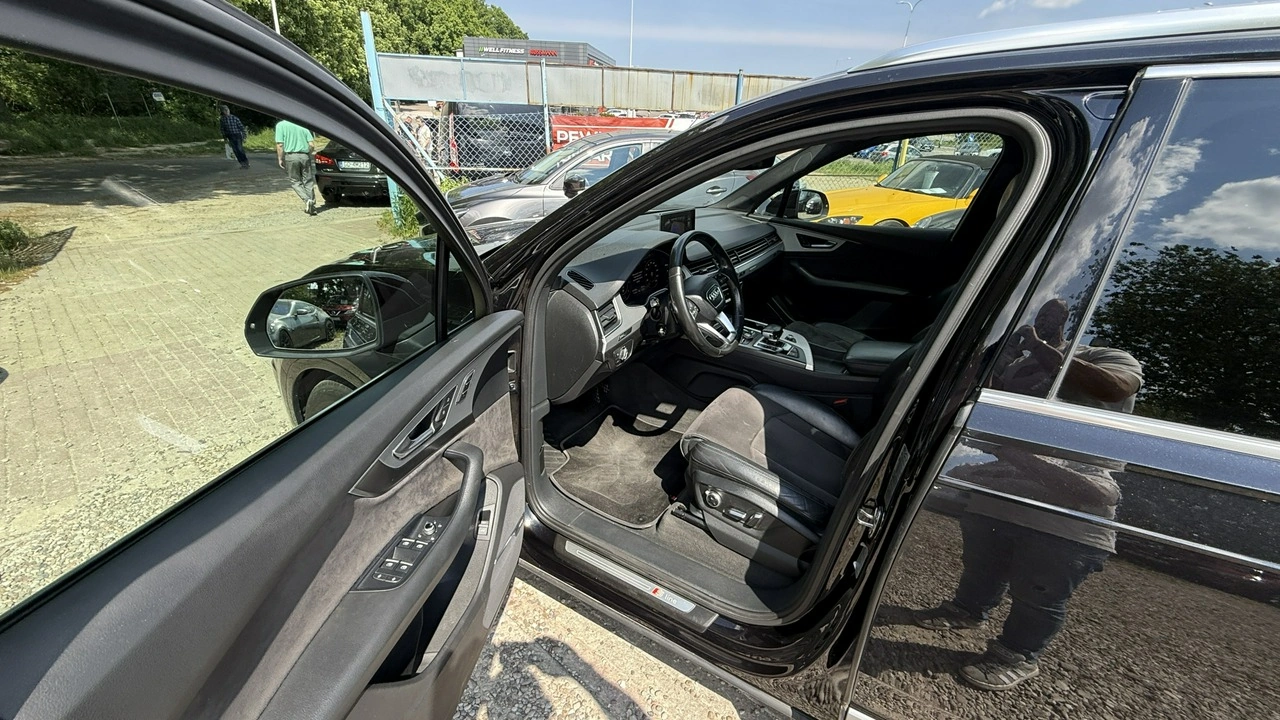 Audi Q7 - Zdjęcie 21