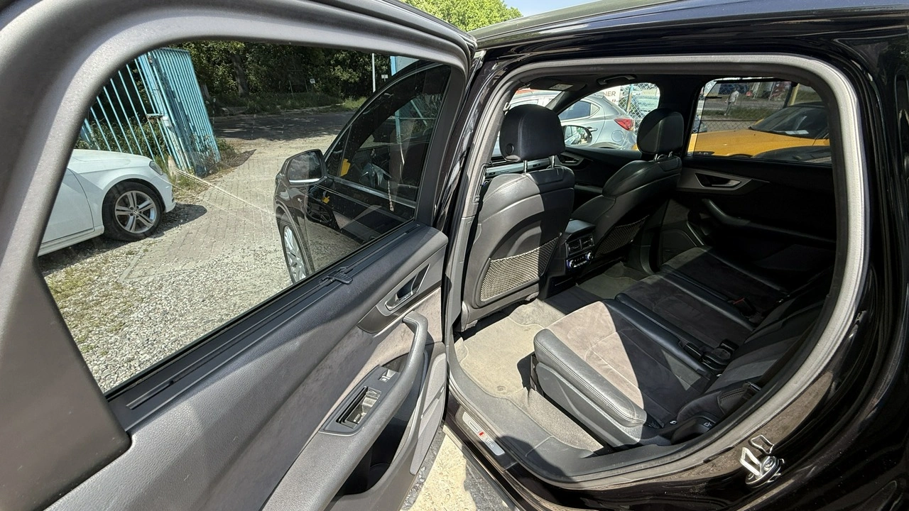 Audi Q7 - Zdjęcie 23