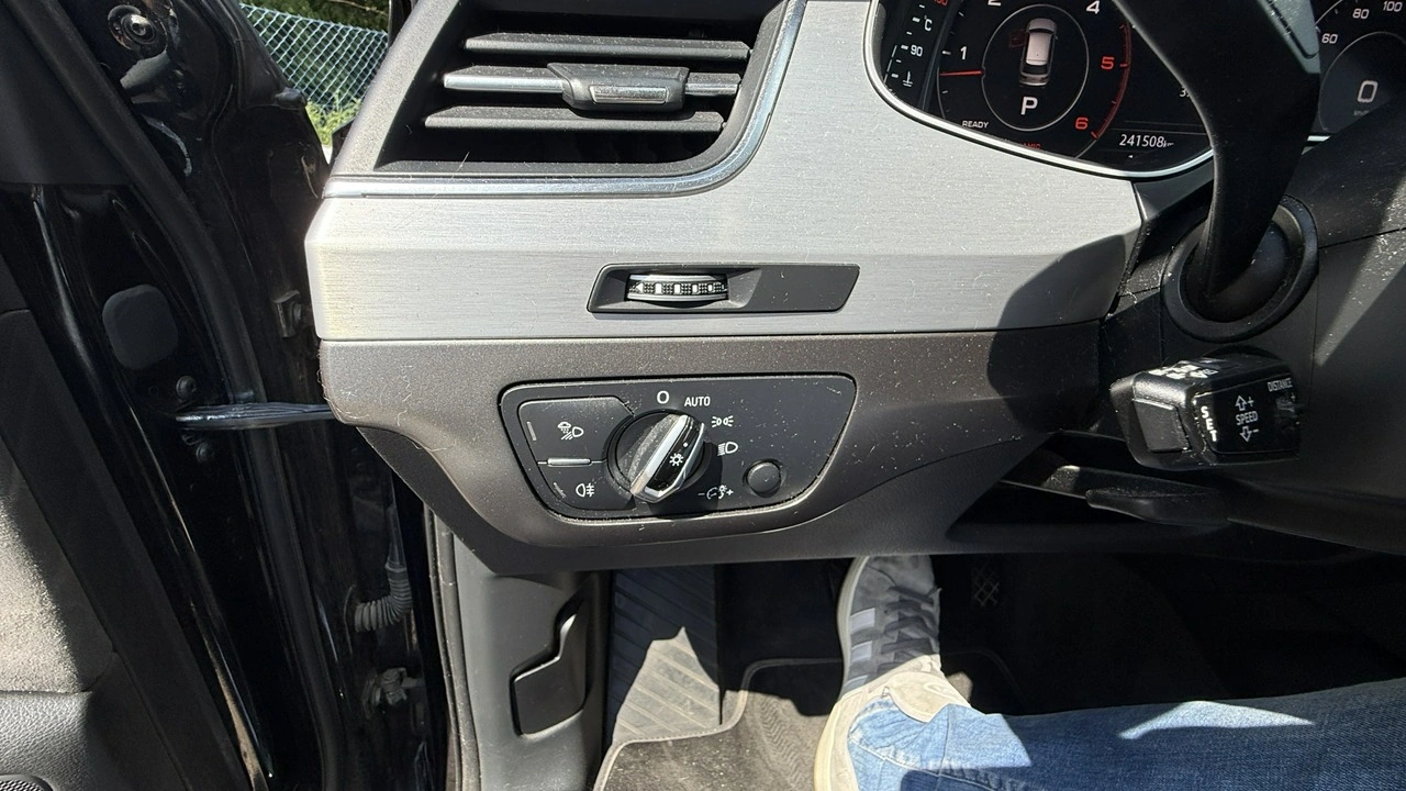 Audi Q7 - Zdjęcie 30