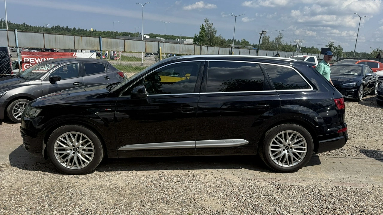 Audi Q7 - Zdjęcie 3