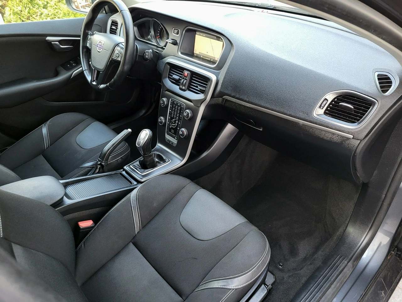 Volvo V40 - Zdjęcie 10