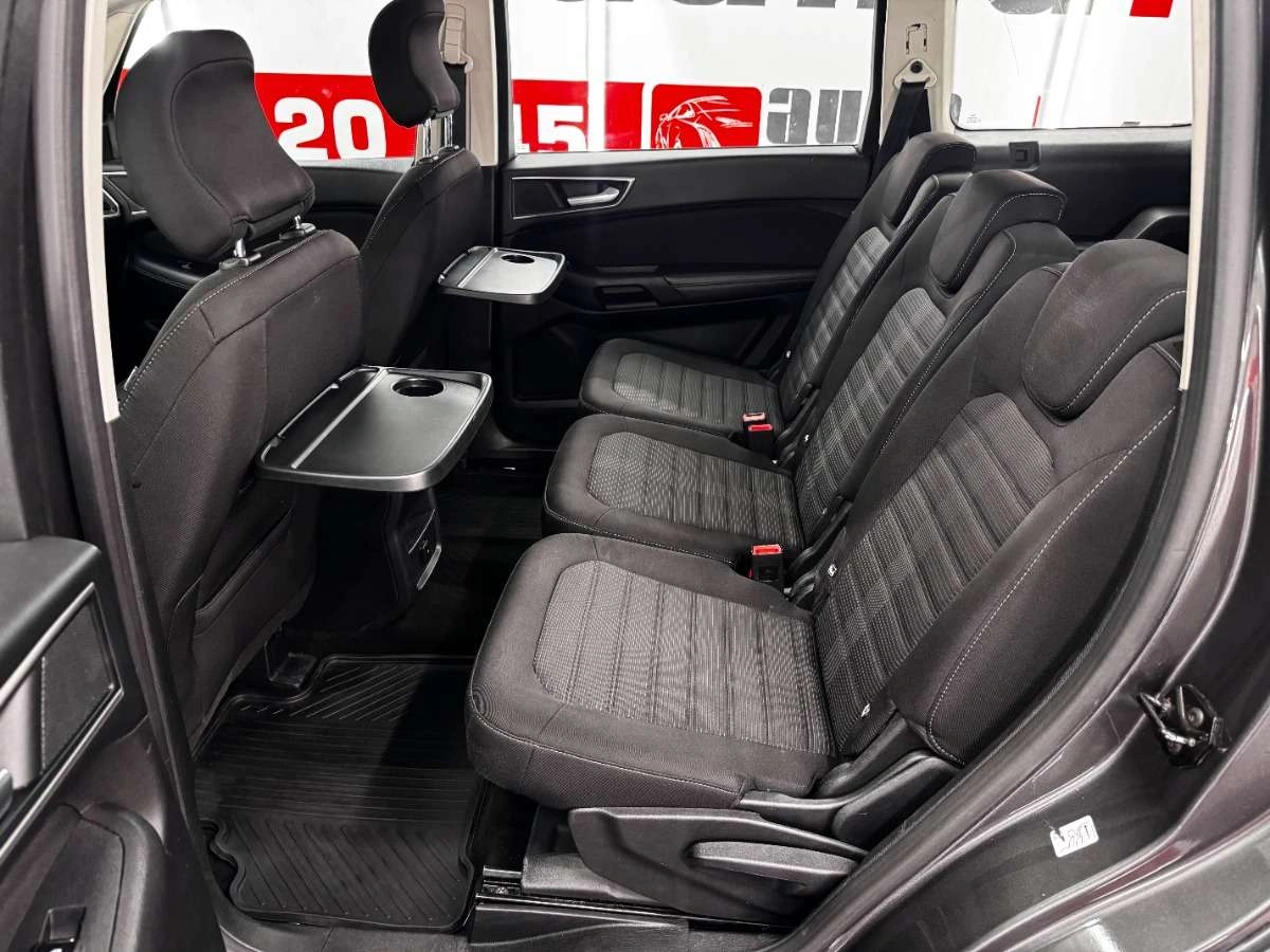 Ford Galaxy - Zdjęcie 30