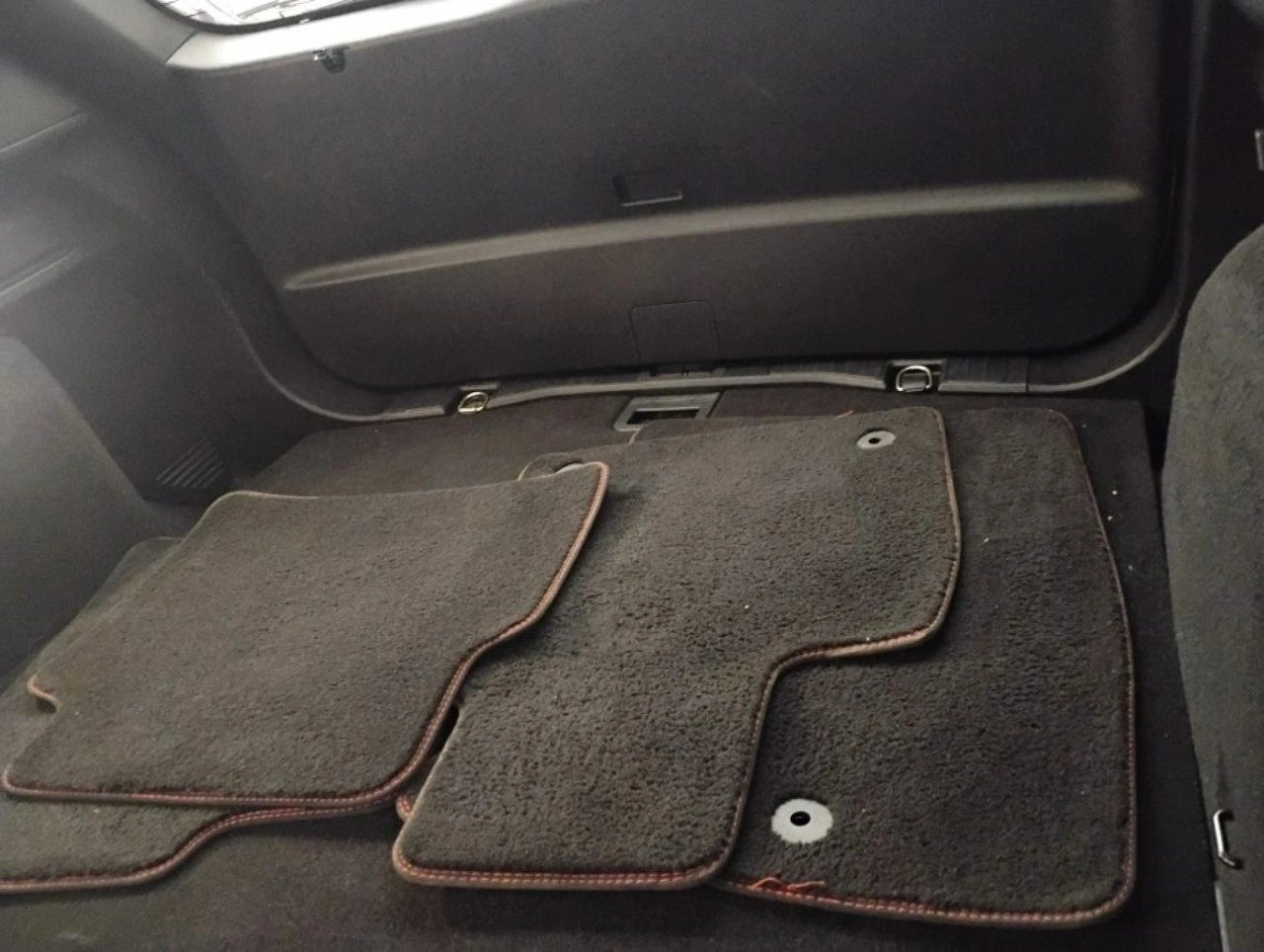 Ford Kuga - Zdjęcie 23