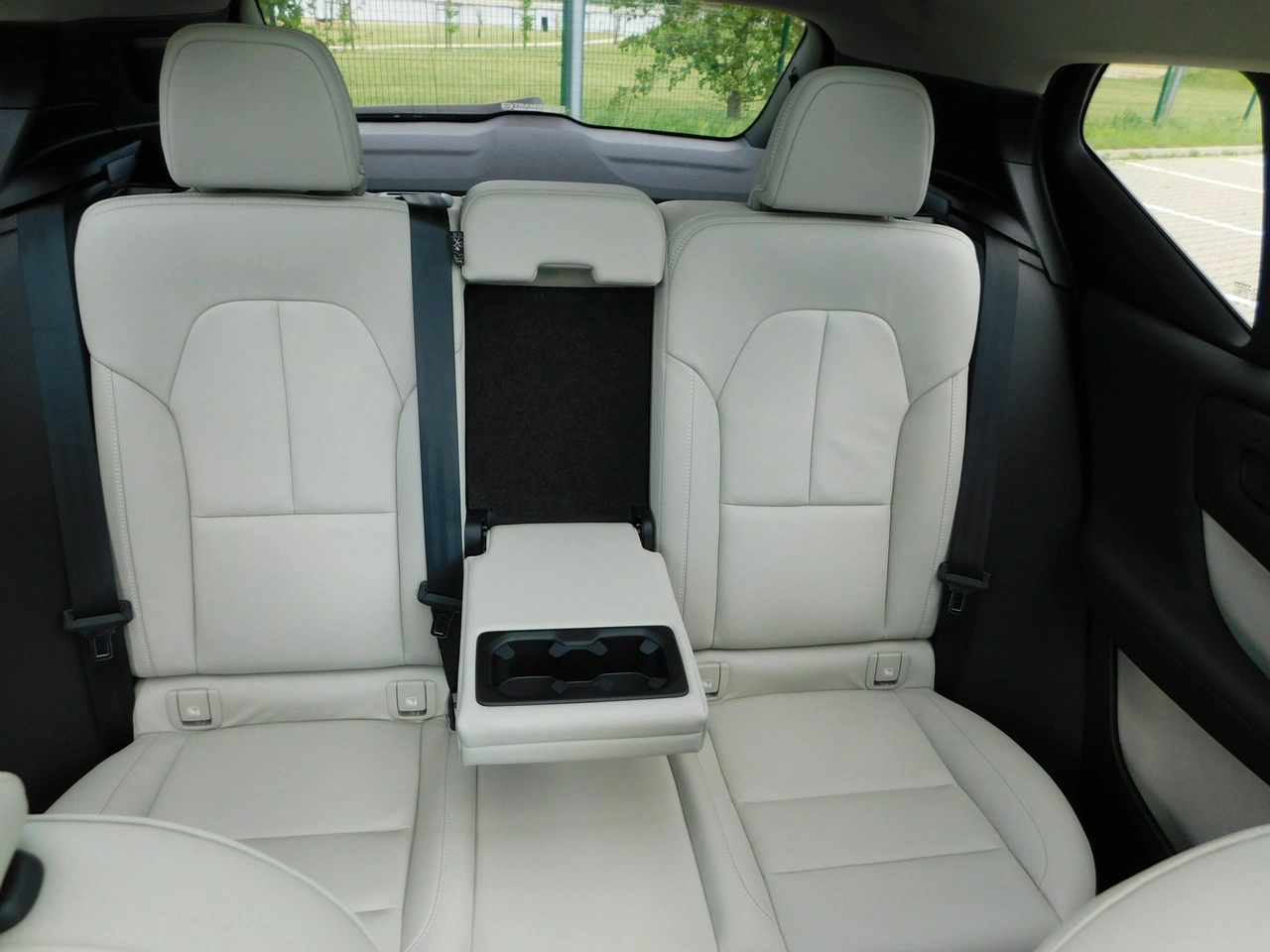 Volvo XC 40 - Zdjęcie 10