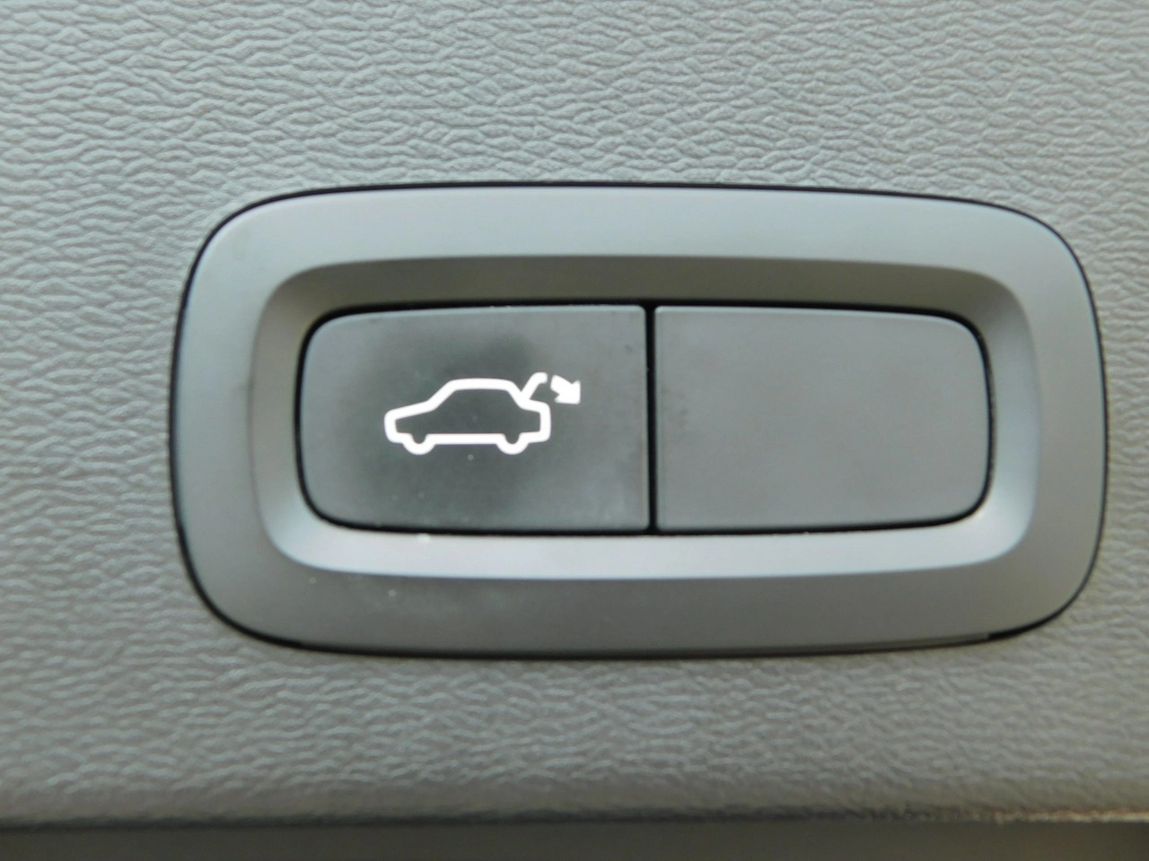 Volvo XC 40 - Zdjęcie 23