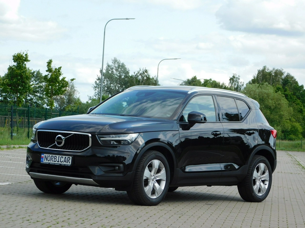 Volvo XC 40 - Zdjęcie 26