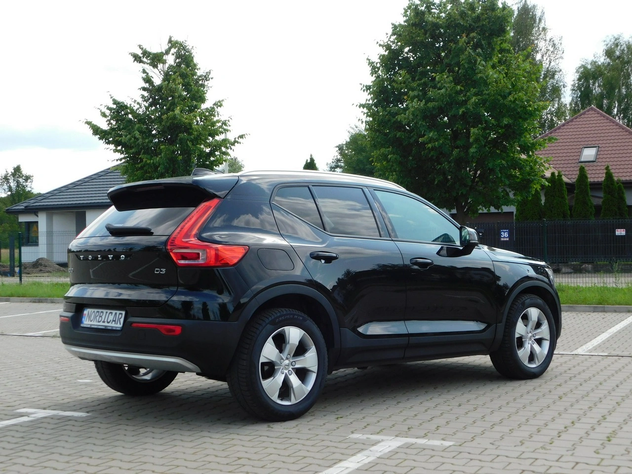 Volvo XC 40 - Zdjęcie 30