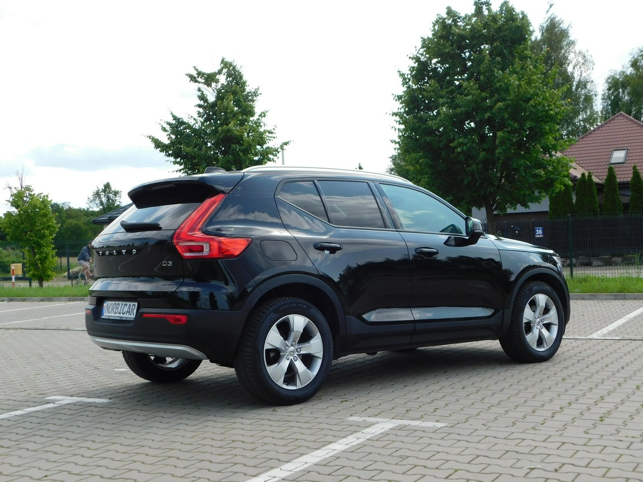 Volvo XC 40 - Zdjęcie 3