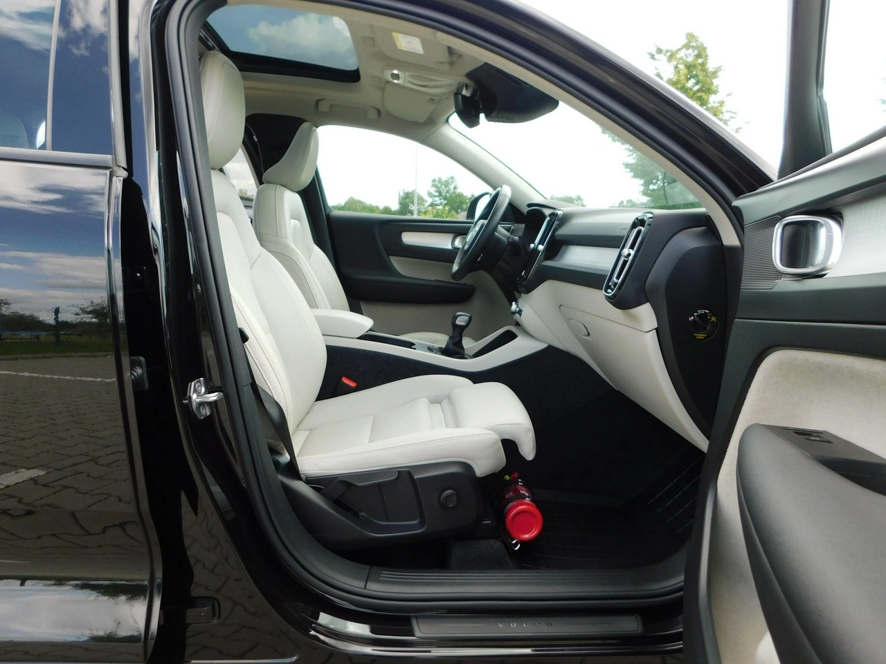 Volvo XC 40 - Zdjęcie 7