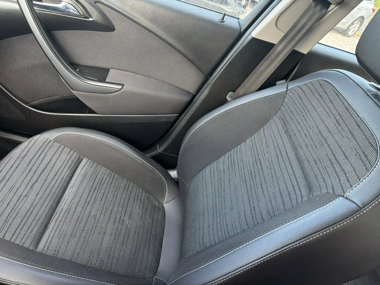 Opel Astra - Zdjęcie 23