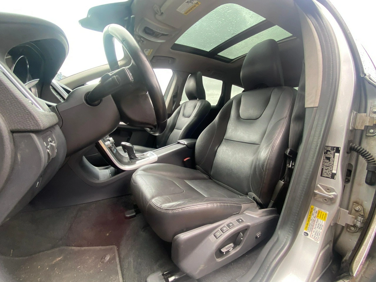 Volvo XC 60 - Zdjęcie 22