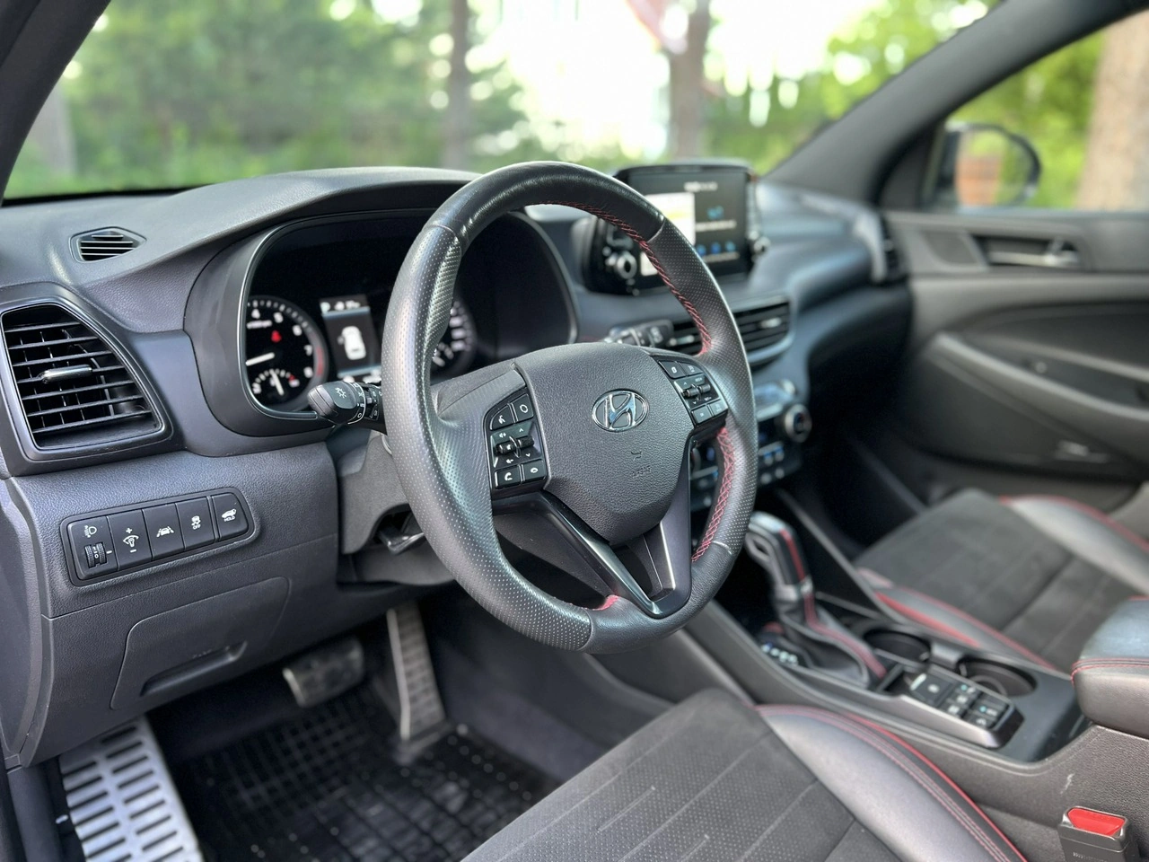 Hyundai Tucson - Zdjęcie 12