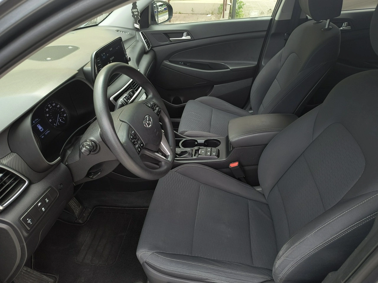 Hyundai Tucson - Zdjęcie 14