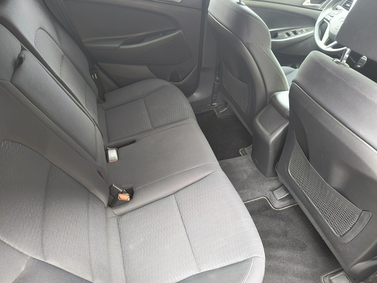 Hyundai Tucson - Zdjęcie 16