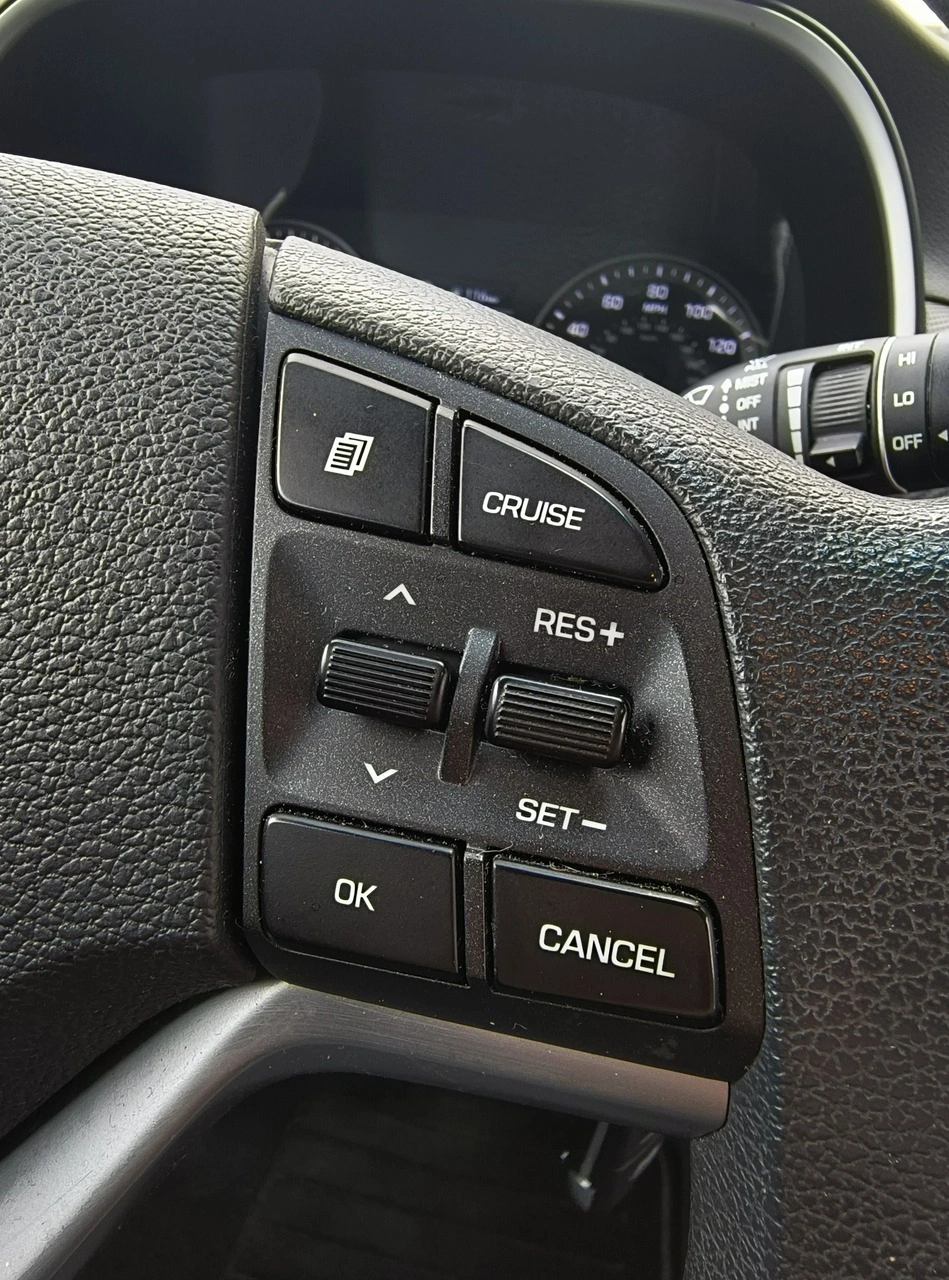 Hyundai Tucson - Zdjęcie 19